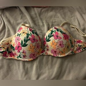 NWOT floral VS pink push up bra